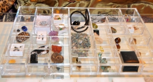 plexiglas-precious-stones-1.jpg