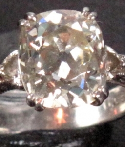 img-barbara-engagement-ring__10_12222.jpg