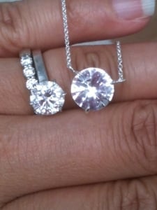 daniel_m_4-prong_sample_pendant_1.jpg