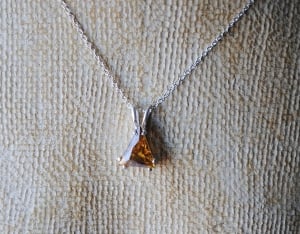 daniel_m_4-prong_sample_pendant_2.jpg