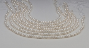 small_pearls_for_rope.jpg small_pearls_for_rope.jpg