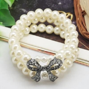 pearl_bracelet.jpg pearl_bracelet.jpg
