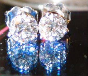 EarringShot4.JPG