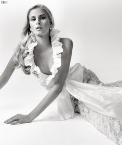 pronoviasdress.jpg