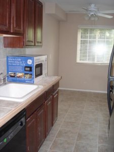 eq kitchen3.JPG
