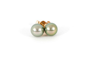 kamoka_pistachio_earrings.jpg