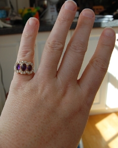 kiz-amethystring.jpg