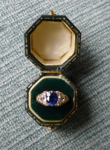 ring-ladysapphire.jpg