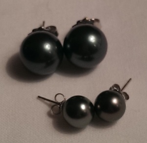 tahitianearrings02.jpg