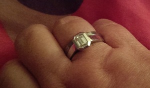 largeeconfinger.jpg largeeconfinger.jpg