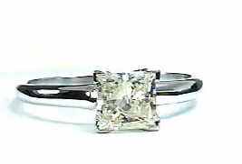 1_04_ct_h_si2_princess_diamond_solitaire_engagement_ring.png