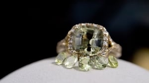 ring_top__2_.jpg ring_top__2_.jpg