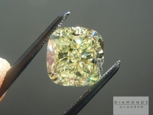 r5744-cushion-diamond.jpg r5744-cushion-diamond.jpg