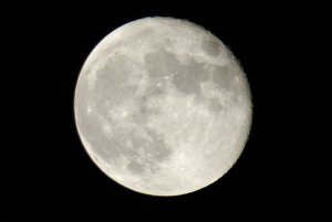 moon004.jpg
