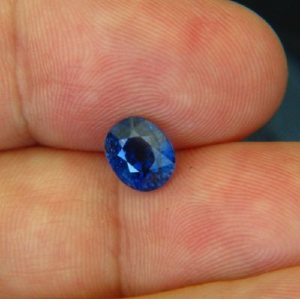 wildfishgem_african_sapphire_03.jpg