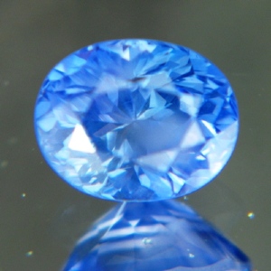 wildfishgem_ceylon_sapphire_02.jpg
