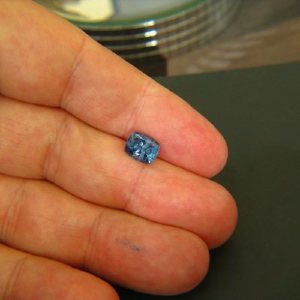 wildfishgem_tanz_sapphire_03.jpg