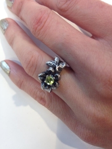 flowerring2.jpg flowerring2.jpg