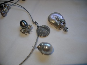 pearlpendants_small.jpg
