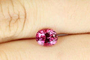 magenta_spinel_2.jpg