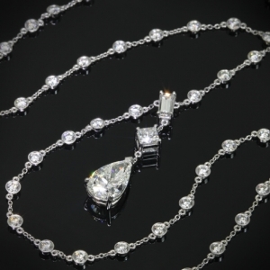 custom-pear-and-baguette-diamond-necklace-in-platinum-by-whiteflash_38528_f2.jpg