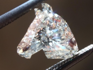 r6018-horse-head-diamond-c.jpg