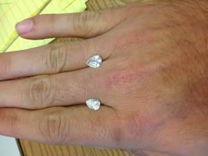 hand_compare1.jpg