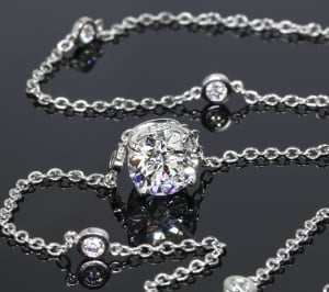 custom-rb_pendant-necklace-in-platinum-by-whiteflash2_no_logo.jpg