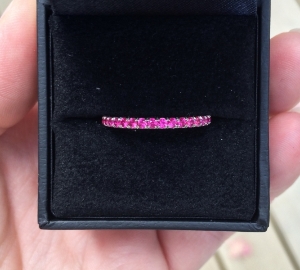 pink-sapphire-eternityband.jpg pink-sapphire-eternityband.jpg