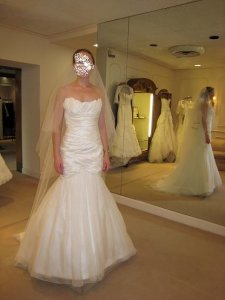 KVS_The_Dress_Online_Front.JPG KVS_The_Dress_Online_Front.JPG