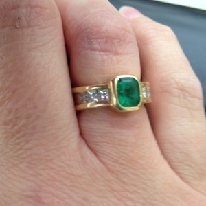 emerald_ring_4__2_.jpg emerald_ring_4__2_.jpg