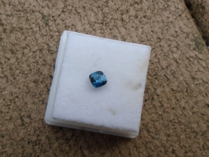bluegem8.jpg bluegem8.jpg