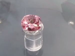 vid1.jpg