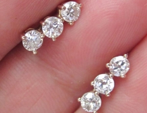 3stone_earrings2.jpg 3stone_earrings2.jpg