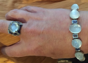 moonstoneringbracelet.jpg moonstoneringbracelet.jpg