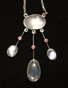 moonstone_drop1.jpg