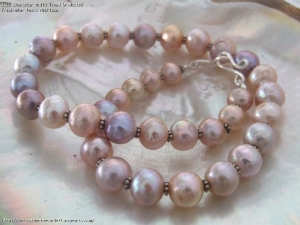 1355_character_multi_toned_graduated_freshwater_pearl_necklace_1_.jpg