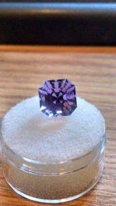 amethyst_cut_by_christiane_morin.jpg