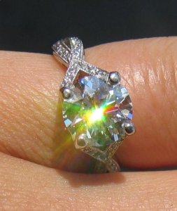 peridotordiamond.JPG peridotordiamond.JPG