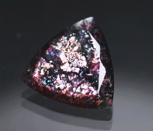 SunIolite4.05ct.13.2mm.jpg SunIolite4.05ct.13.2mm.jpg