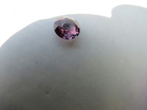 alexandrite_in_candle_light.jpg