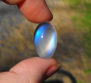 moonstone_5.jpg moonstone_5.jpg