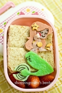 ariel_sandwich.jpg