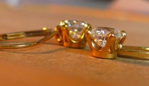 Al lever earrings3.jpg