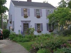 HousePurpleSiding.JPG