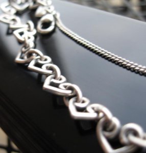 heartcharmbraceletfromv4.JPG
