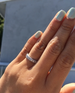 handshot_1.jpg handshot_1.jpg