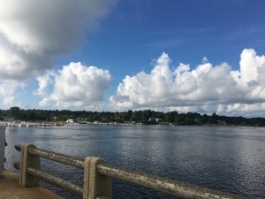 prettyskyridingoverbridge.jpg prettyskyridingoverbridge.jpg