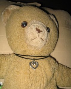 heartcharmbraceletfromv8.JPG