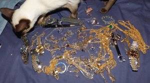 BlingBoxSpilled.jpg